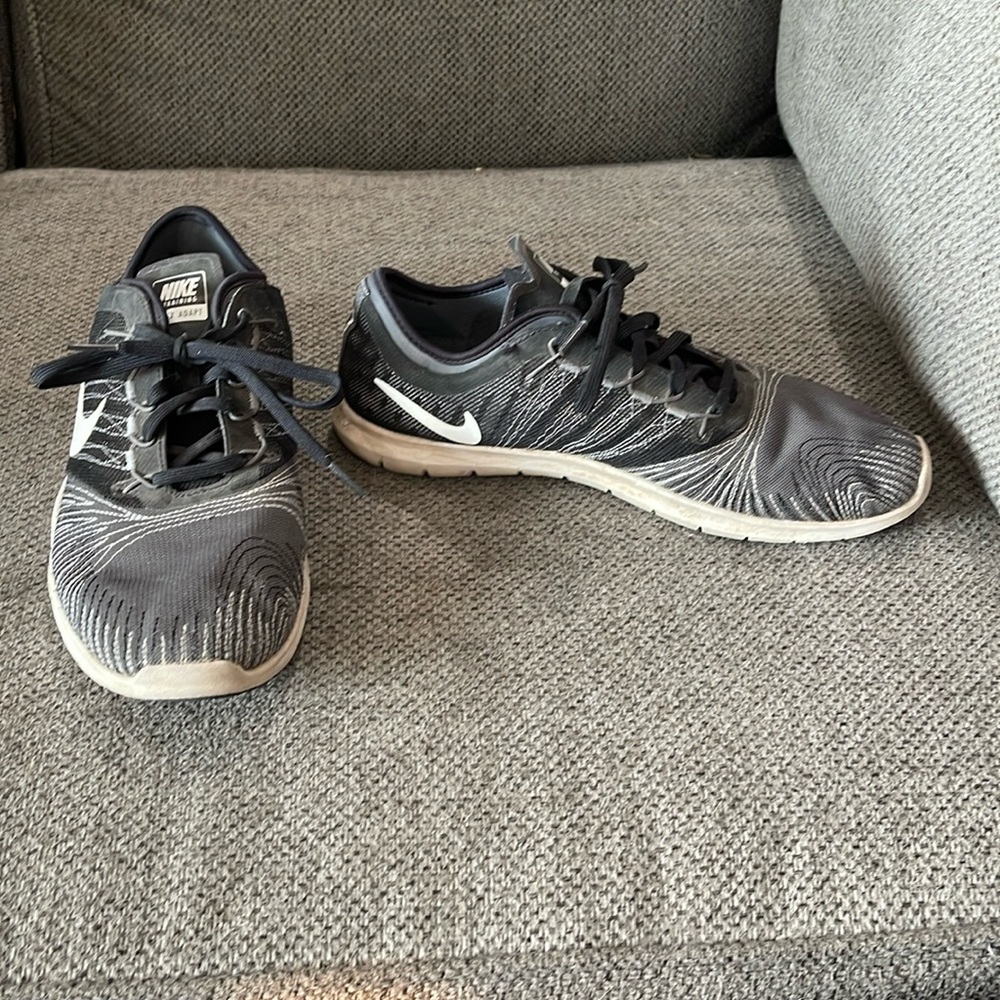 Nike training flex adapt running shoes
